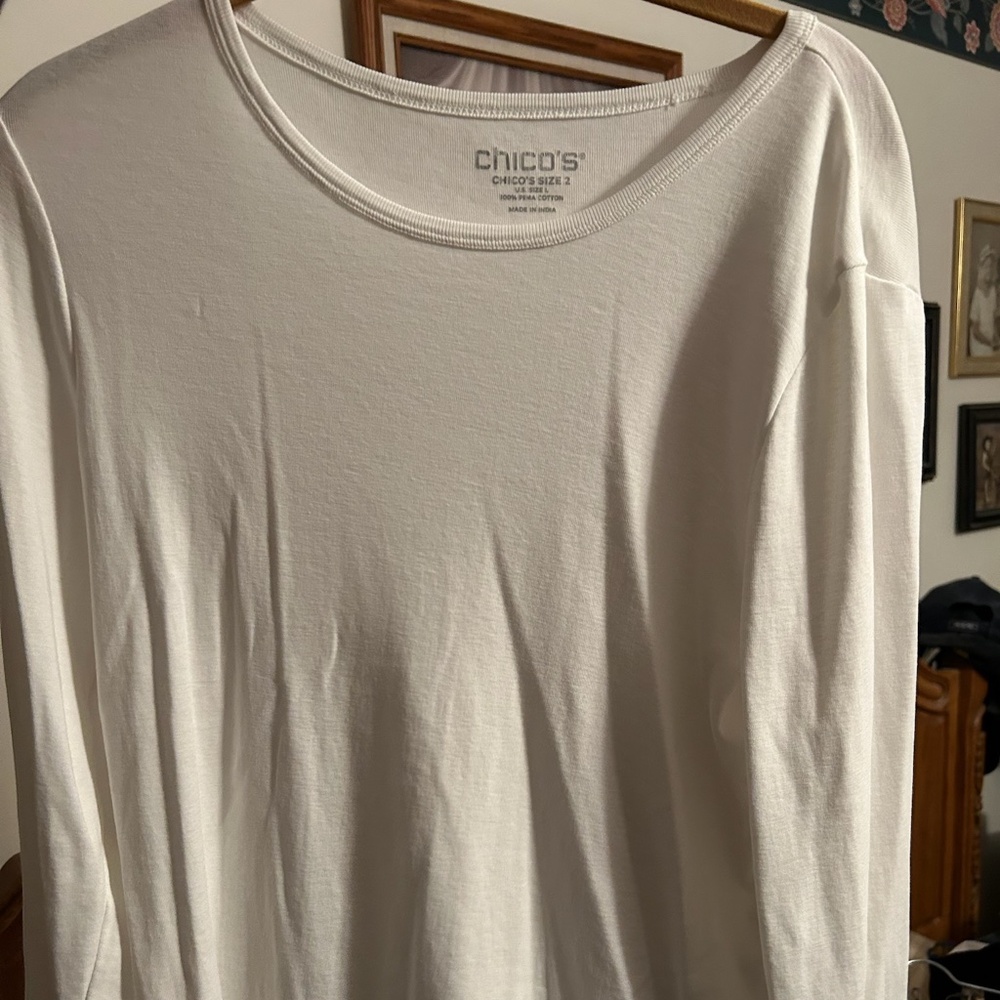 Chico’s Size 2 U.S. Size L White Chico’s Long Sleeve